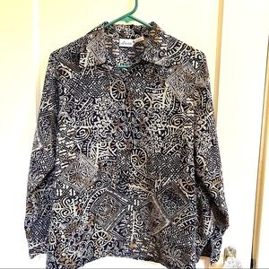 Anna Womens size S long sleeve button up shirt brown/black print